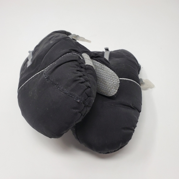 HOT PAWS | Kids gloves with secure hook - Picture 2 of 5